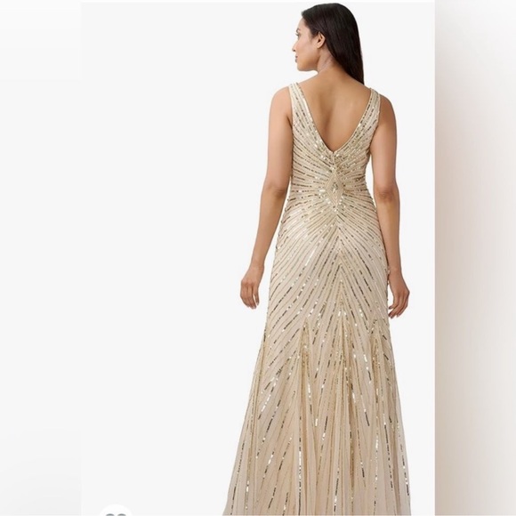 Aidan Mattox Metallic Chevron Sequin sleeveless long gown - Picture 10 of 11